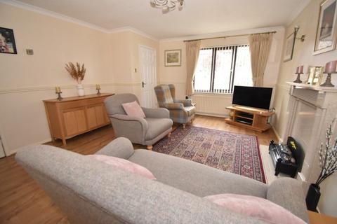 3 bedroom end of terrace house for sale, Whitebeam Close, Pinwood Meadow, Exeter, EX4