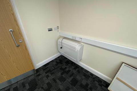 Office to rent, Maldon