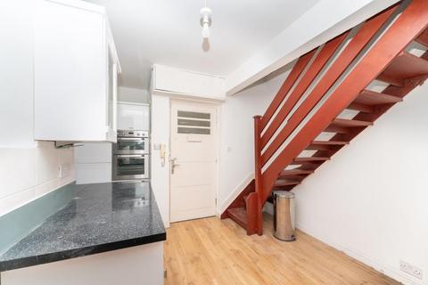 3 bedroom flat for sale, Pitshanger Lane, W5