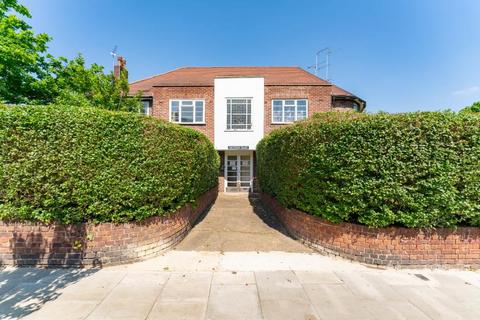 Pitshanger Lane, W5