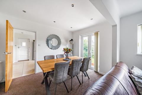 4 bedroom detached house for sale, Pine Walk, Chilworth, Southampton, Hampshire, SO16
