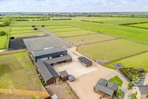 5 bedroom equestrian property for sale, Main Road, Boston PE22