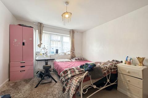 2 bedroom apartment to rent, Addiscombe Court, Uxbridge Road, Uxbridge, Greater London