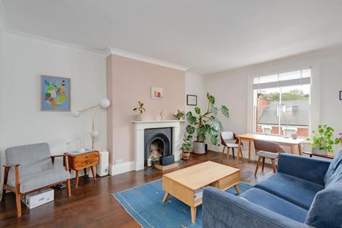 1 bedroom apartment to rent, Pilgrims Lane, Hampstead, London, NW3
