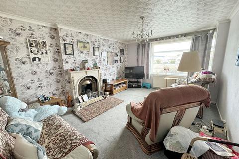2 bedroom semi-detached bungalow for sale, Morlais, Pensarn, Abergele, LL22 7SE