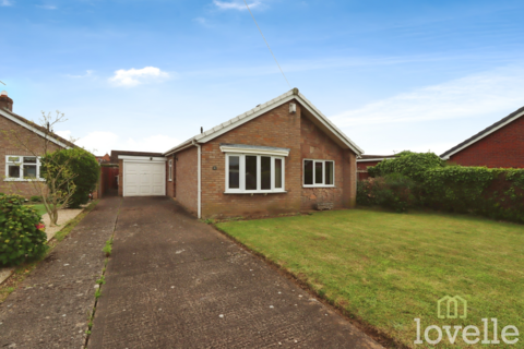 2 bedroom bungalow for sale,  Grassmoor Close, North Hykeham LN6