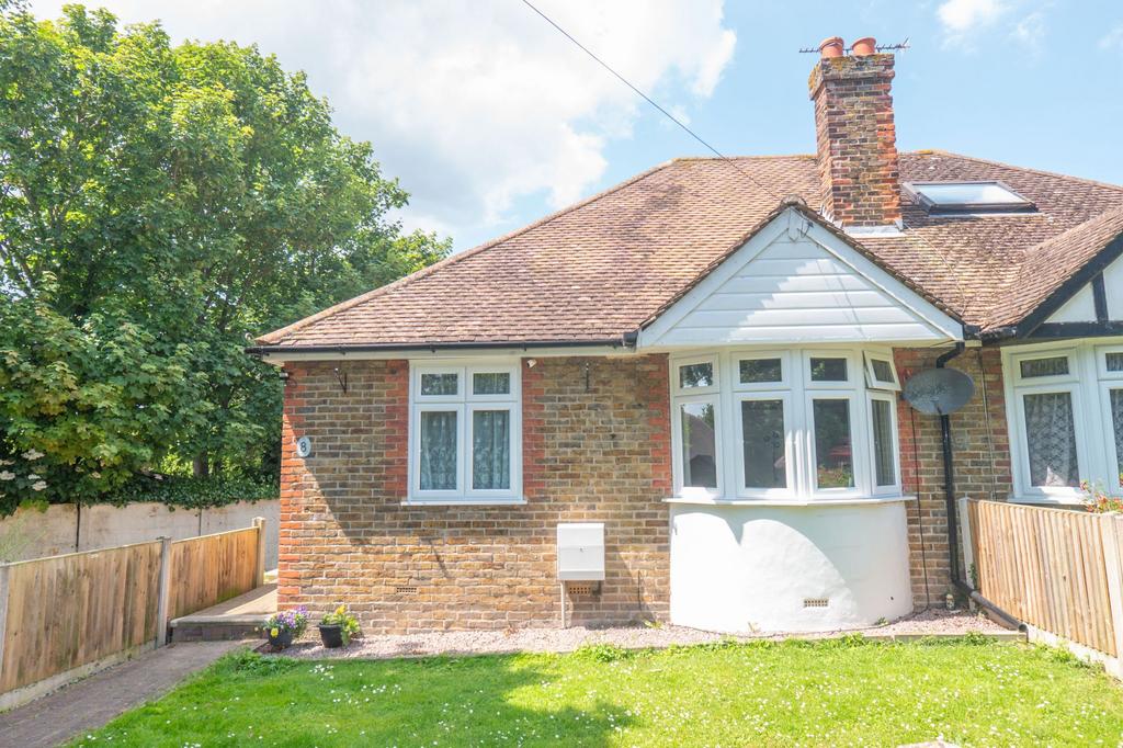 Newlands Road, Ramsgate, CT12 2 bed semidetached house for sale £265,000