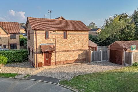 3 bedroom detached house for sale, Richmond Avenue, Kettering NN15