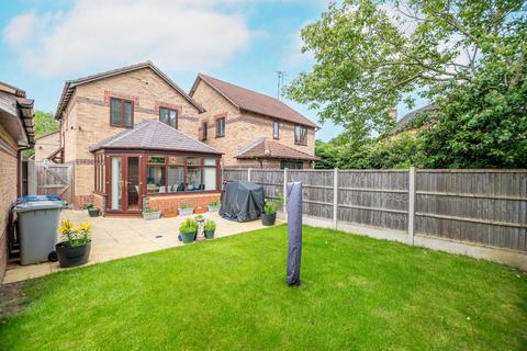 3 bedroom detached house for sale, Richmond Avenue, Kettering NN15