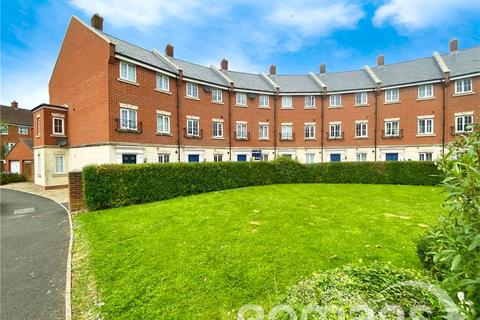 3 bedroom terraced house for sale, Stinsford Crescent, Swindon, Wiltshire