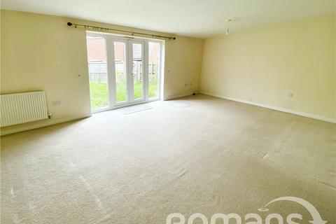 3 bedroom terraced house for sale, Stinsford Crescent, Swindon, Wiltshire