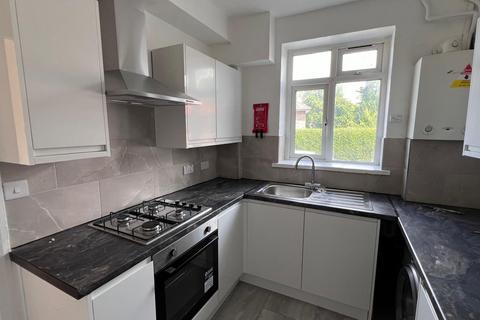 3 bedroom terraced house to rent, Catford, SE6