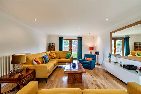 Hollytree Burton Road, Rossett, Wrexham, LL12 0HU