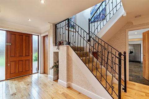 Hollytree Burton Road, Rossett, Wrexham, LL12 0HU