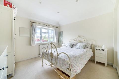 18 Earl Richards Road North, Exeter, EX2 6AG
