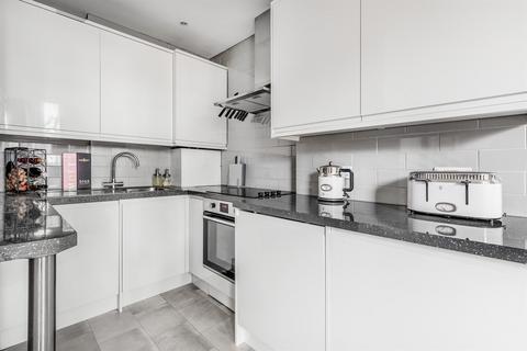 1 bedroom flat to rent, Surbiton Hill Park, Surbiton, KT5