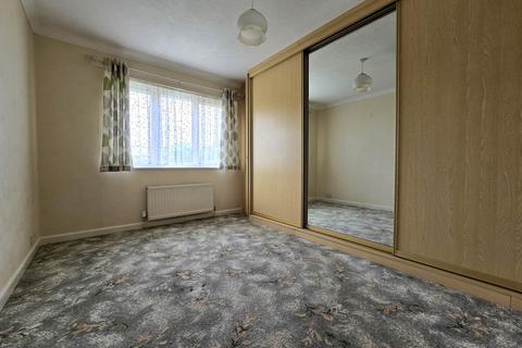 10 Ballards Crescent, West Yelland, Barnstaple, EX31 3EU