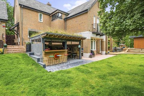 19 Chervil Way, Burghfield Common, Reading, RG7 3YX