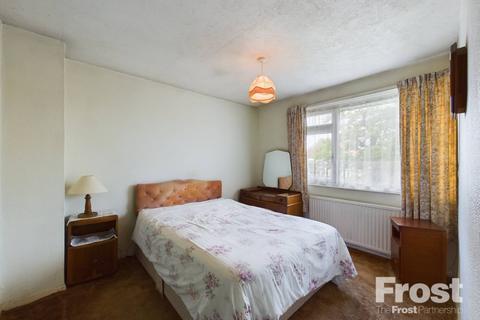 53 Metcalf Road, Ashford, TW15 1HB
