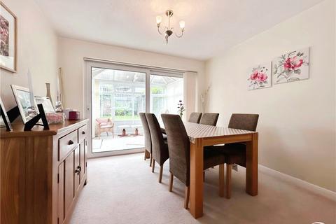 3 bedroom detached house for sale, Bramling Avenue, Yateley, Hampshire