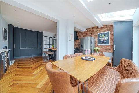 214 Meadvale Road, London, W5 1LT