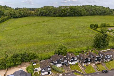 undefined, Wooburn Green