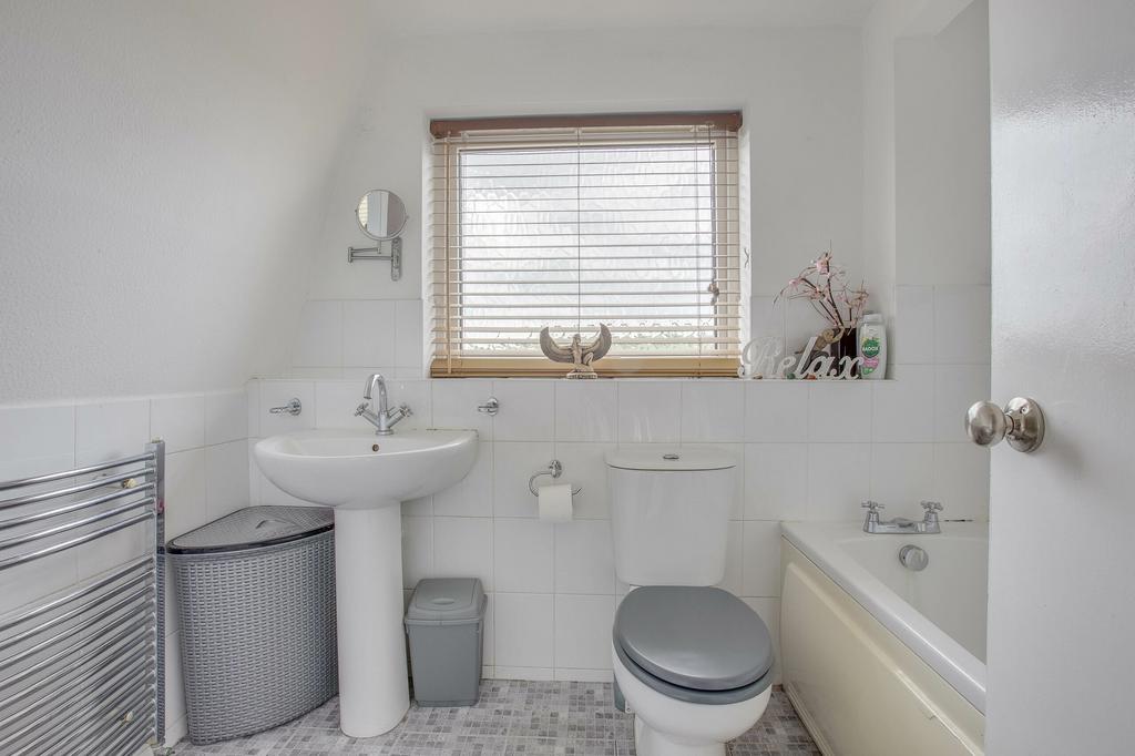 9 Rook Road, HP10 0 PY (LOW RES)-7