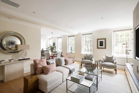 3 bedroom flat for sale, Allen Mansions, Allen Street, London, W8