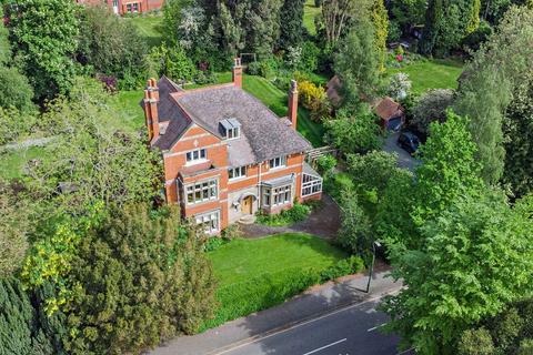 7 bedroom detached house for sale, Kennedy Road, Shrewsbury, Shropshire