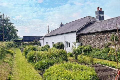 3 bedroom detached house for sale, Gwynfe, Llangadog, Carmarthenshire.