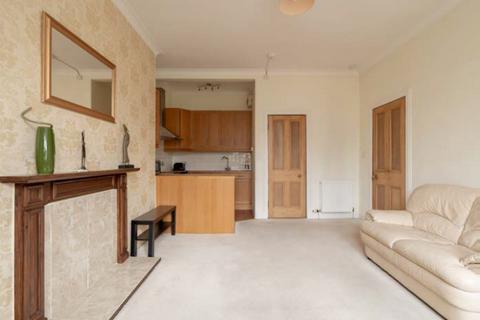 1 bedroom flat to rent, 2066L – Merchiston Grove, Edinburgh, EH11 1PP