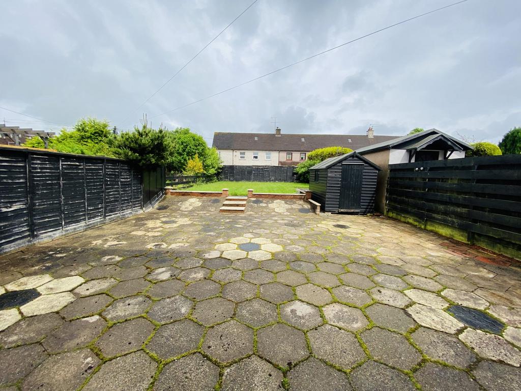 38 Ashfield Drive, Summerville, DG2 9 BP - Braidwoo