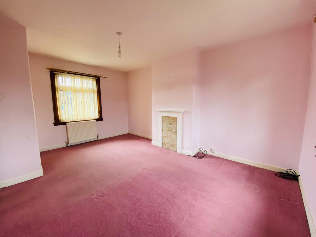 38 Ashfield Drive, Summerville, DG2 9 BP - Braidwoo