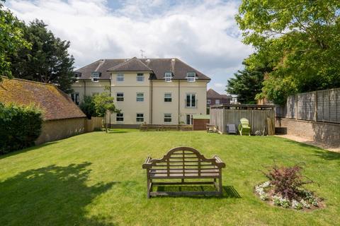 2 bedroom apartment for sale, Barnhouse Close, Pulborough, West Sussex