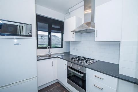 1 bedroom apartment to rent, The Homefield, London Road, Morden
