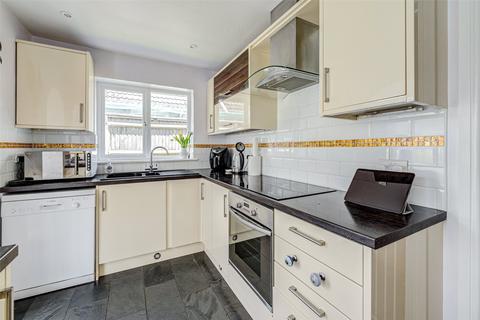 2 bedroom bungalow for sale, Upper West Lane, Lancing, West Sussex, BN15