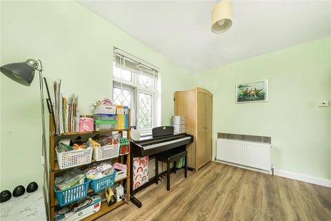 2a Barnard Gardens, New Malden, KT3 6QG