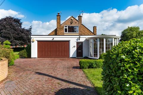 4 bedroom bungalow for sale, Light Oaks Road, Glazebury, Warrington, Cheshire, WA3 5LH