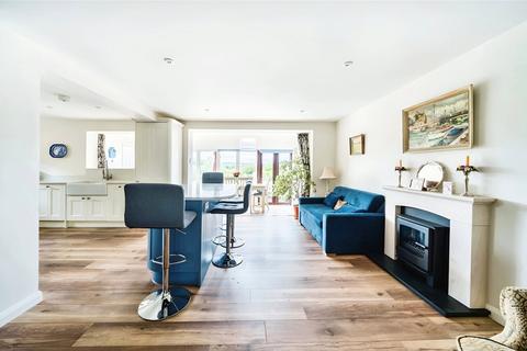 4 bedroom detached house for sale, Riverside Court, Red Lane, Tewkesbury, Gloucestershire, GL20