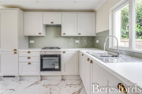 22 Abbey View, Duton Hill, Dunmow, CM6 2EA