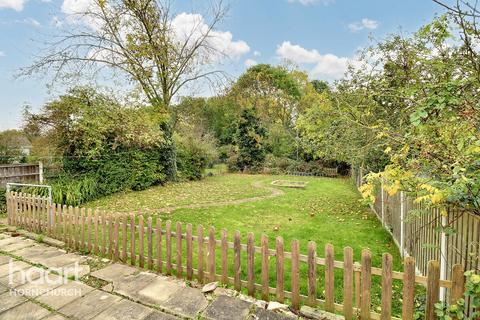 3 bedroom detached bungalow for sale, Wingletye Lane, Hornchurch