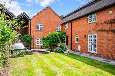 5 bedroom barn conversion for sale, Coopers Hill Road, Redhill RH1