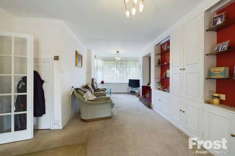 3 bedroom end of terrace house for sale, Uxbridge Road, Feltham, TW13