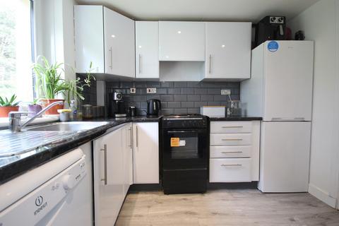 43/4, Firrhill Drive, Edinburgh, EH13 9ES