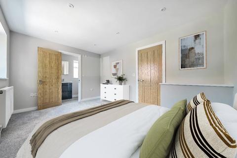 3 bedroom semi-detached house for sale, Sloane Park, Shedfield, Southampton, Hampshire, SO32