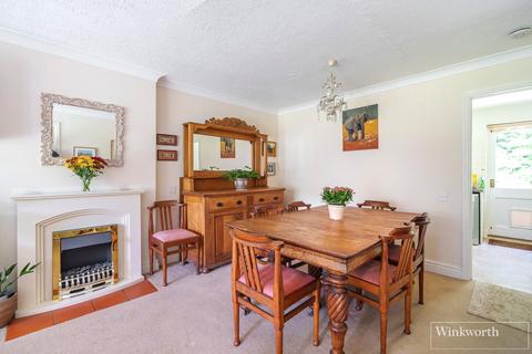 2 bedroom bungalow for sale, Bagshot Road, Ascot, Berkshire, SL5