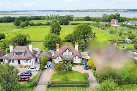 3 bedroom detached house for sale, East Road, Colchester CO5