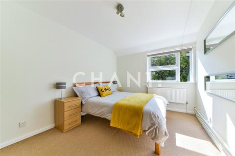 44 Outram Place, London, N1 0UX