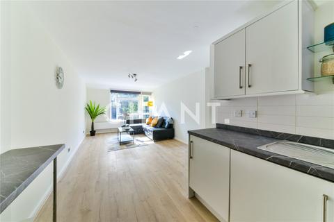 44 Outram Place, London, N1 0UX