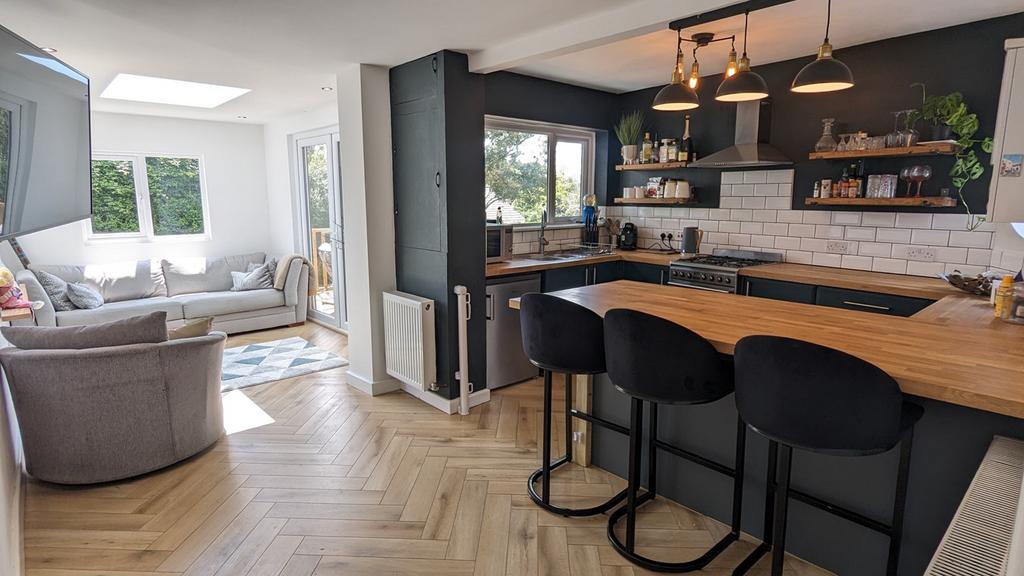 Welsford Avenue, Wells, BA5 3 bed bungalow for sale £399,950